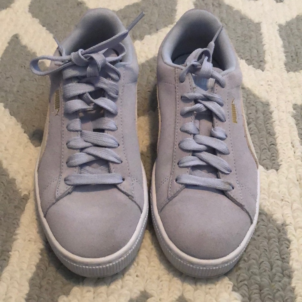 Lilac Pumas